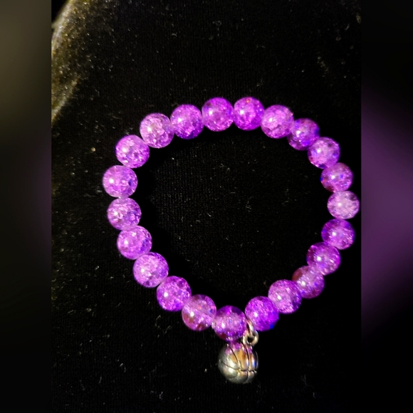 L&L Lavender/Purple Boho Stretch Bracelet with Basketball Charm 🏀  NWOT - Picture 5 of 5